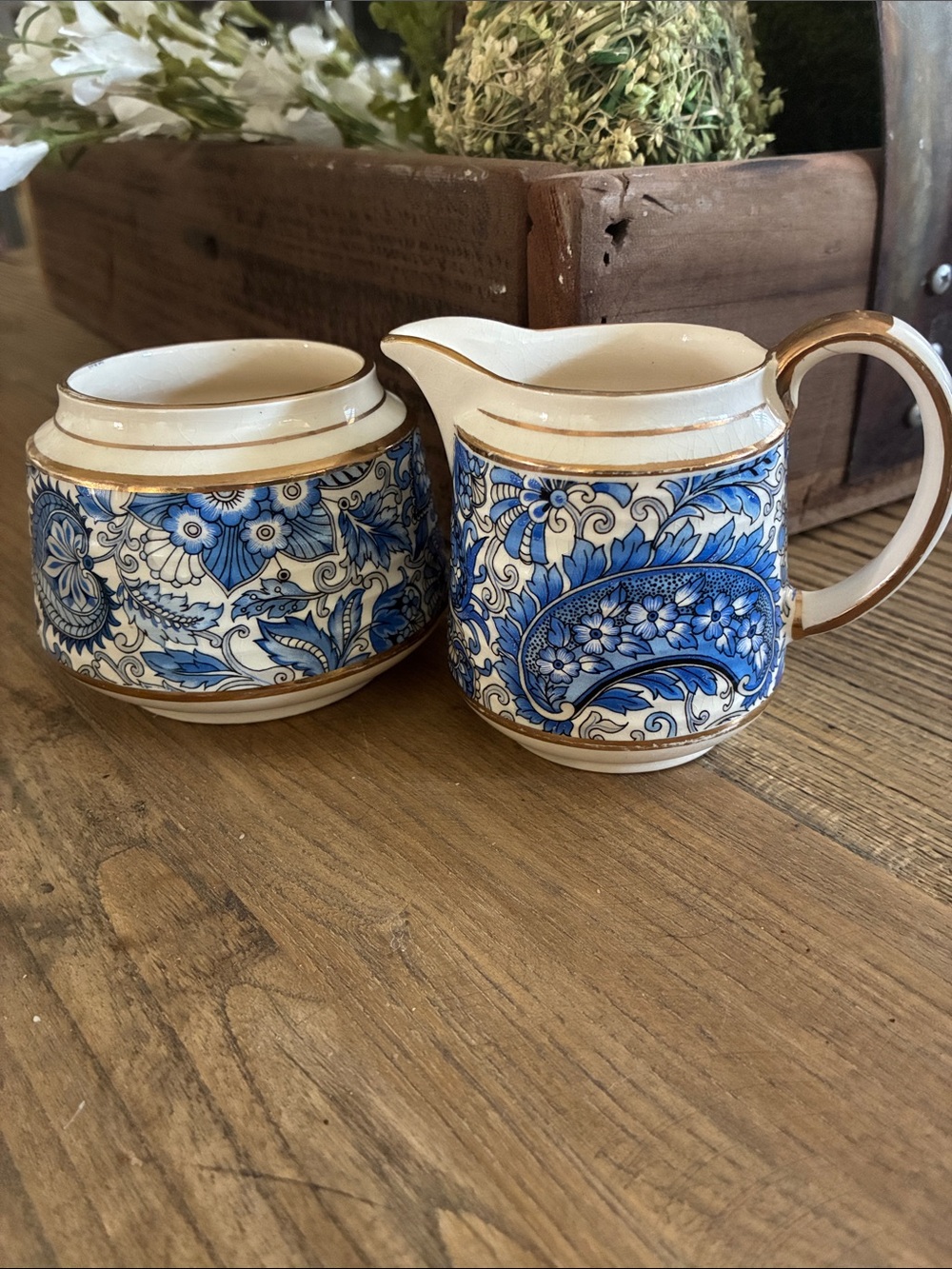 Sadler England Rare 1960’s Blue/White Creamer/sugar Set with Gold Trim